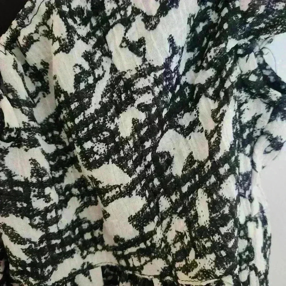 Urban Outfitters Beau Gingham Floral Mini Dress Adjustable Neckline Size Small - Picture 5 of 9